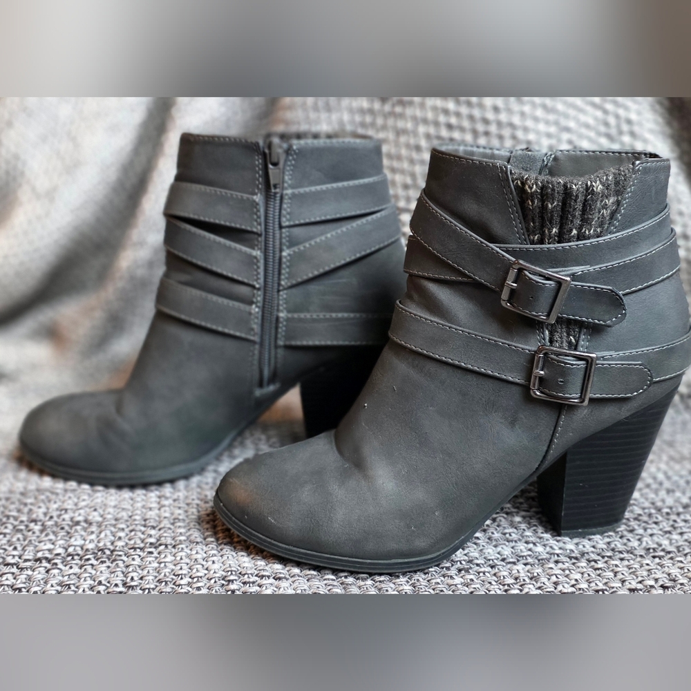 Elegant Charcoal Ankle Boots with Buckle Detail